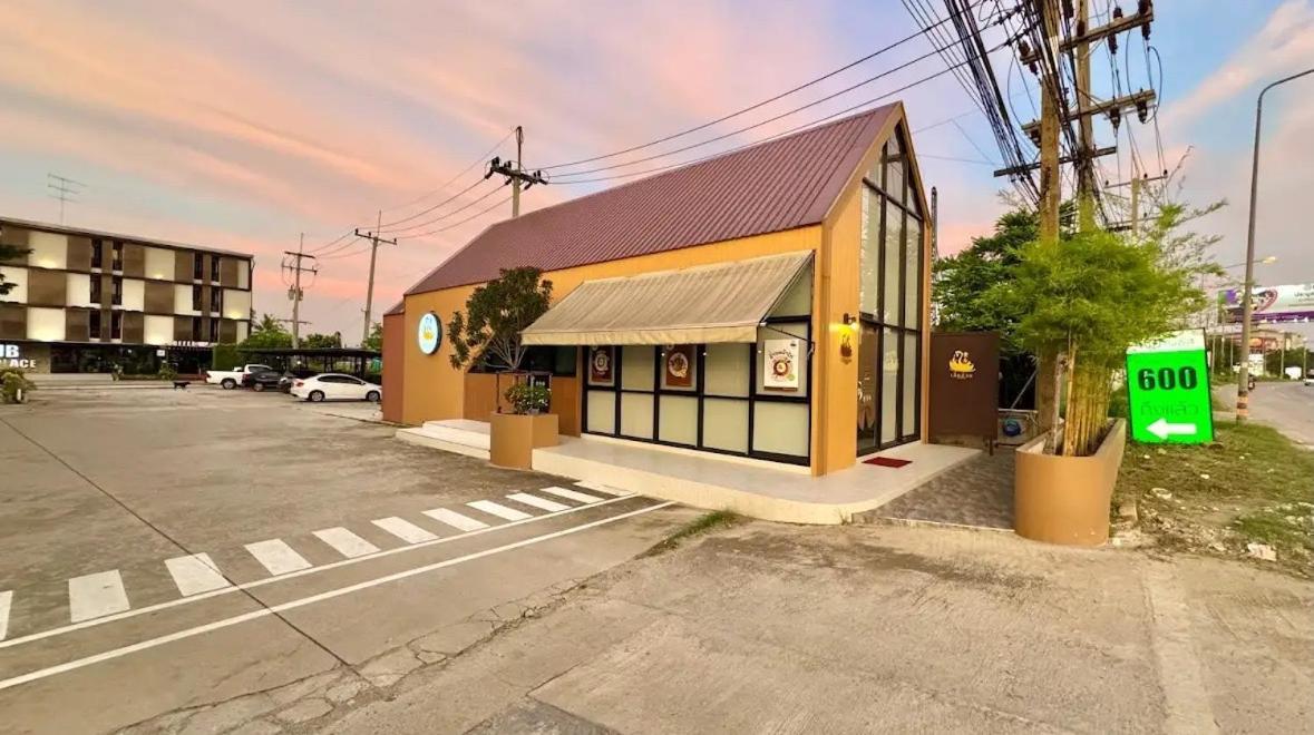 Jb Place Nakhon Pathom Ngoại thất bức ảnh